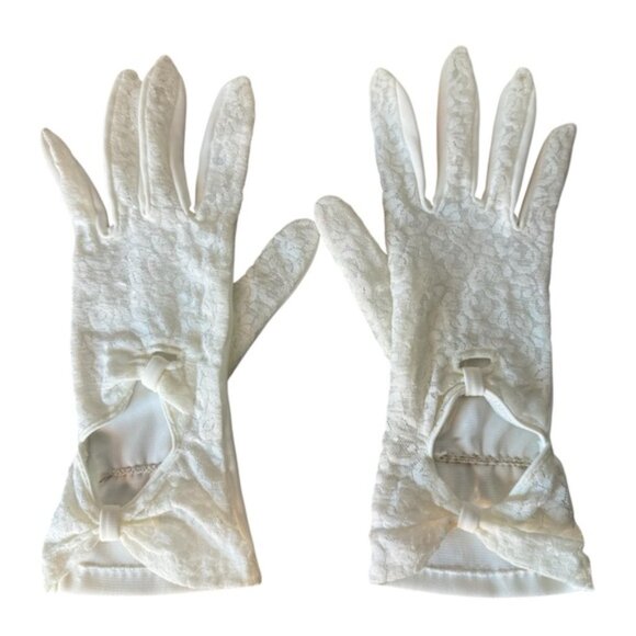 Vintage White Lace Gloves Cutout Wrist Length Formal Bridal Wedding Halloween - Picture 2 of 8